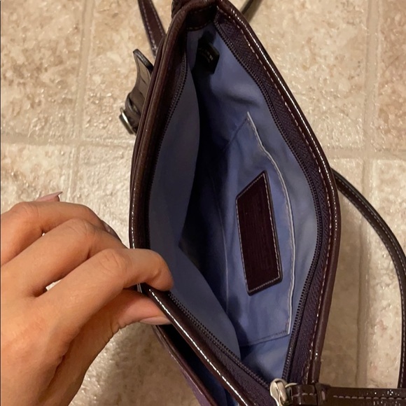 Coach Crossbody Bag - Picture 5 of 9